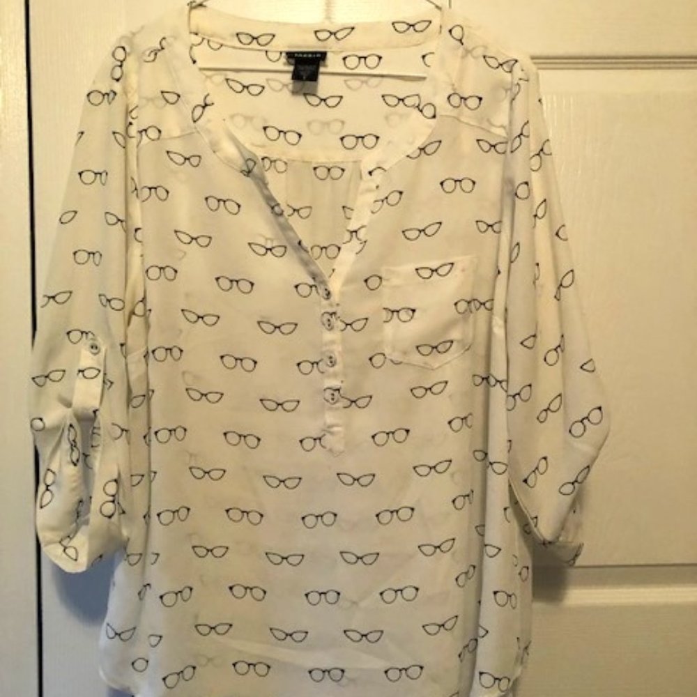 Torrid Glasses Print Blouse Size 1